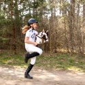 Zestaw Skippi - Hobby Horse Gniado - srokaty i przeszkoda do skakania 135 cm
